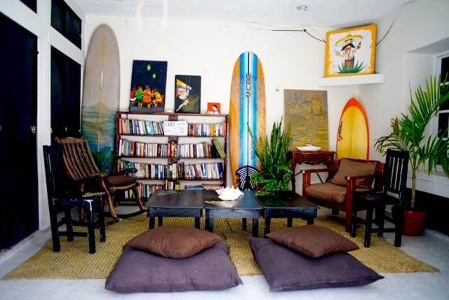 Weary Traveler Hostel Тулум Екстер'єр фото