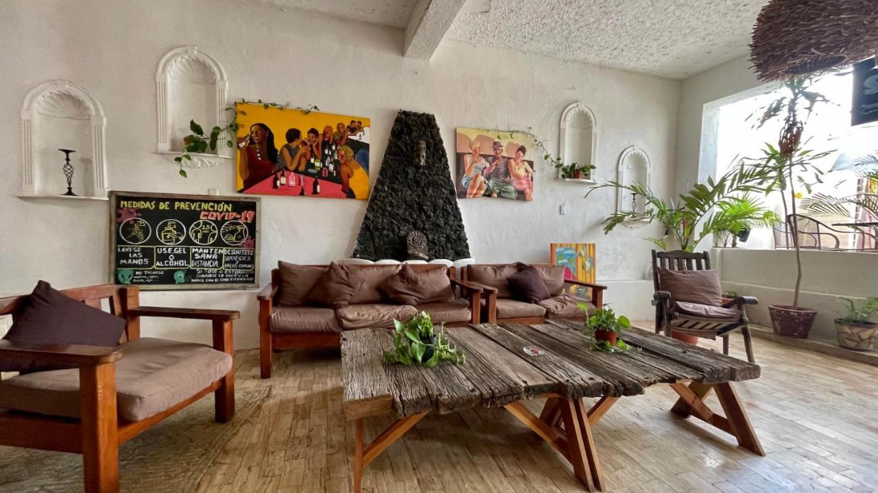 Weary Traveler Hostel Тулум Екстер'єр фото
